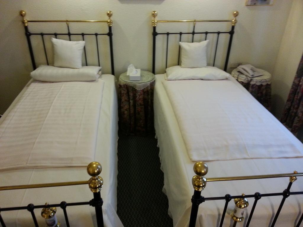 Hotel Admiral Wiesbaden Rom bilde